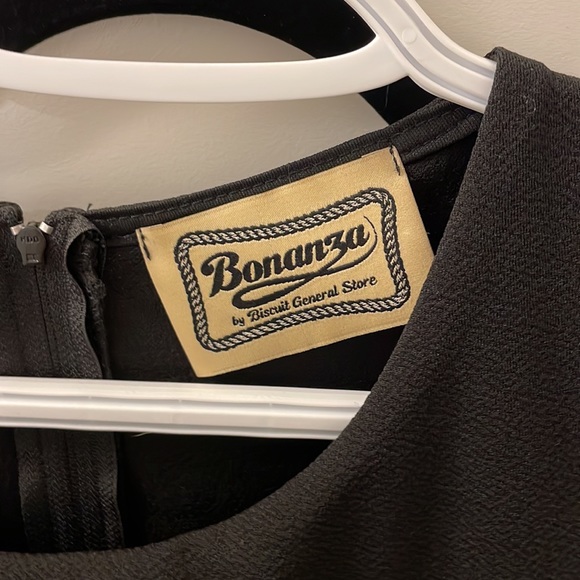 Black mini dress - Picture 5 of 6